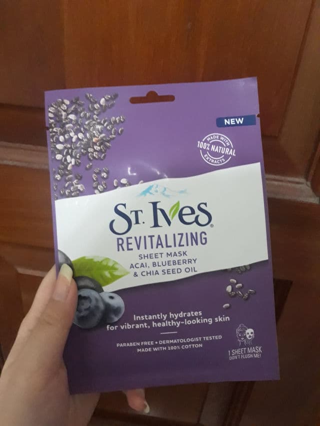 St. Ives Revitalizing Acai, Blueberry & Chia Seed Oil Sheet Mask review photo by shellaemnl
