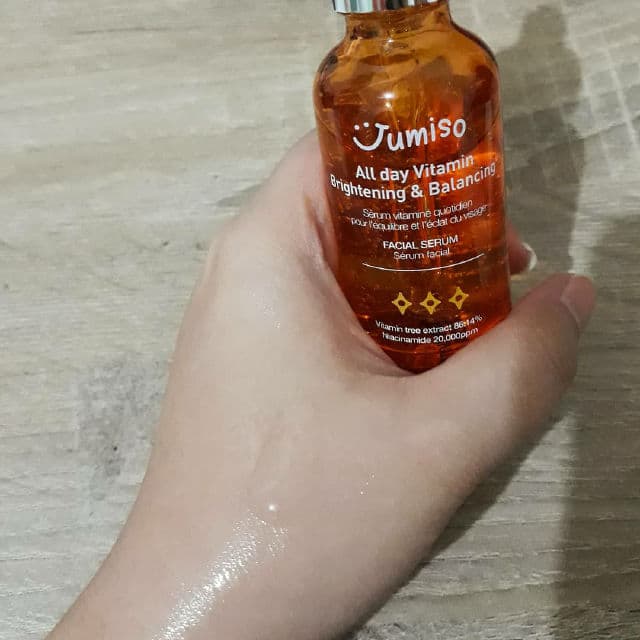 Jumiso All Day Vitamin Brightening & Balancing Facial Serum review photo by shellaemnl