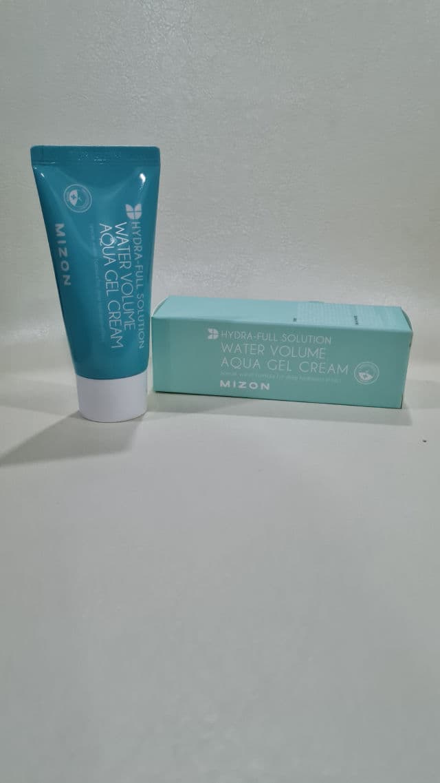 Mizon Water Volume Aqua Gel Cream review photo by shellyjay