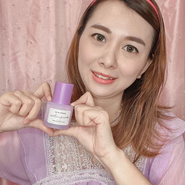 JAR DE AWESOME Meet Me in 10 Minutes Tone Balancing Cream review photo by shiralee