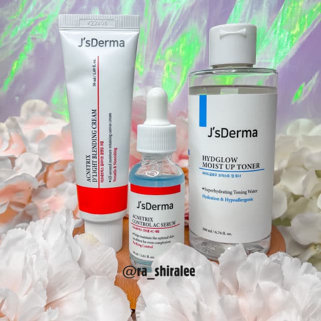 J'sDerma Hydglow Moist Up Toner  review photo by shiralee