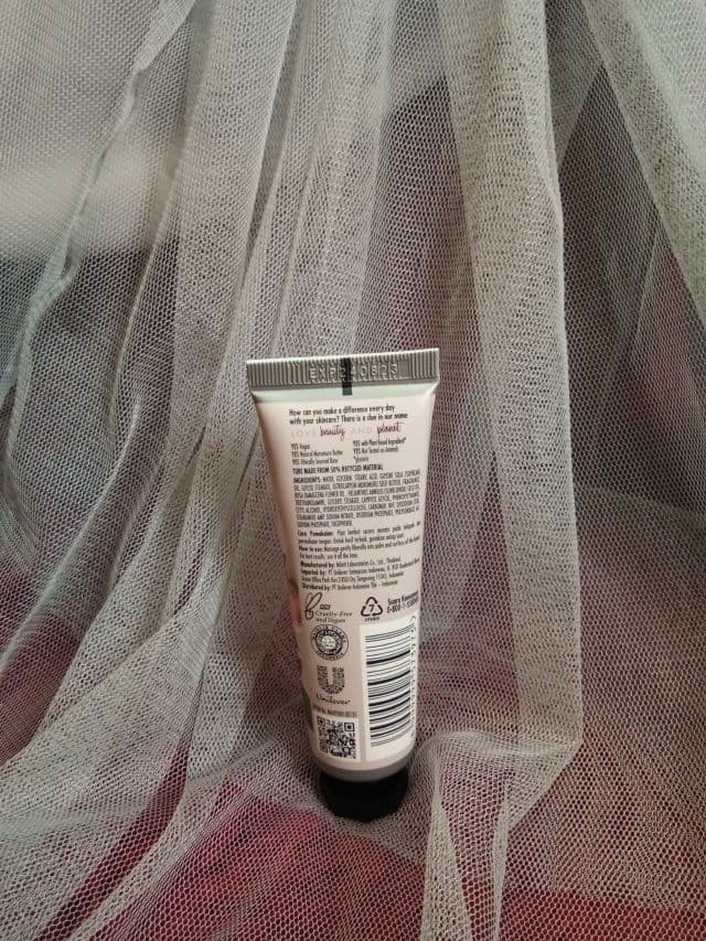 Love Beauty and Planet Murumuru Butter and Rose Oil Hand Cream review photo by shopism