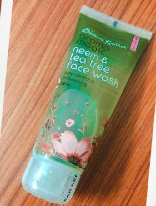 Aroma Magic Neem and Tea Tree Face Wash review photo by shradhasingh