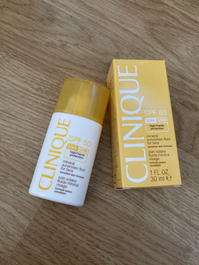 Clinique Mineral Sunscreen Fluid for Face Broad Spectrum SPF 50 review photo by sina