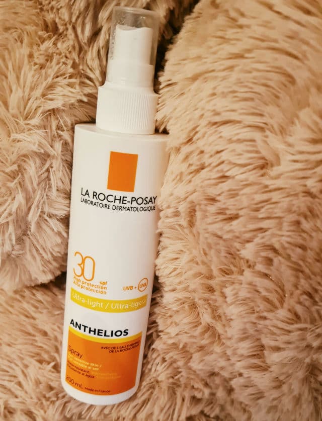 La Roche-Posay Anthelios SPF 50 Spray Sunscreen review photo by skimcare