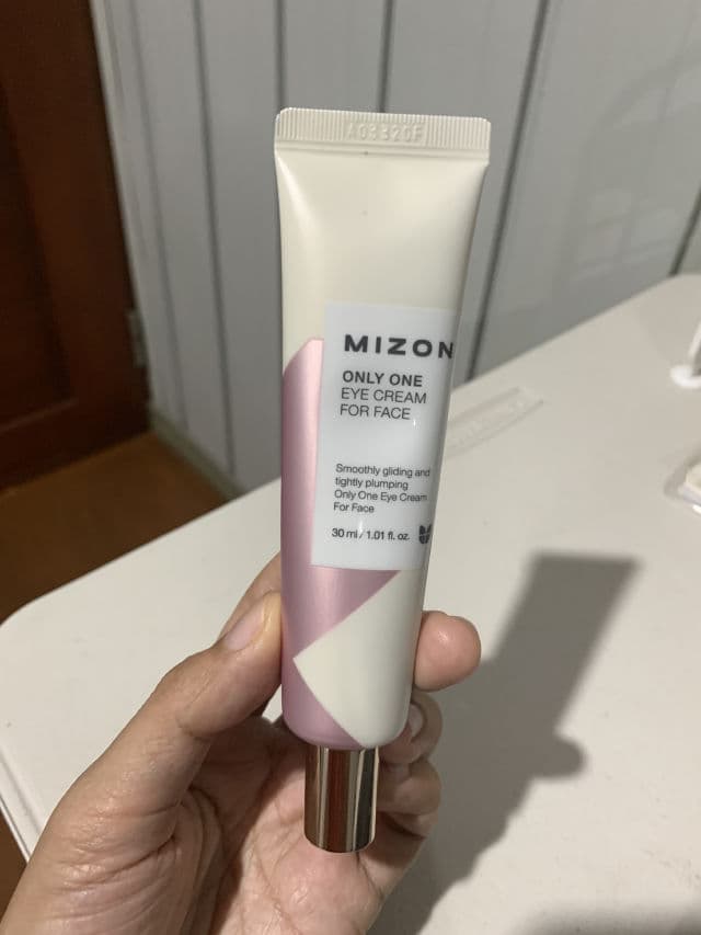 Mizon Only One Eye Cream For Face review photo by skincarebychin