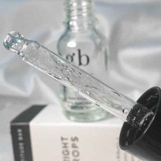 Gratitude Bar Bright Drops - Alpha Arbutin Hyaluronic Acid Vitamin B3 Brightening Serum review photo by skincarebyten