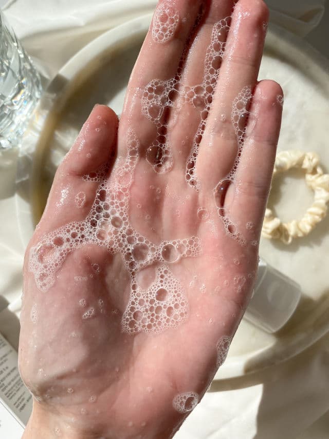 Real Barrier Cicarelief Mild Cleansing Foam review photo by skincarediaryan