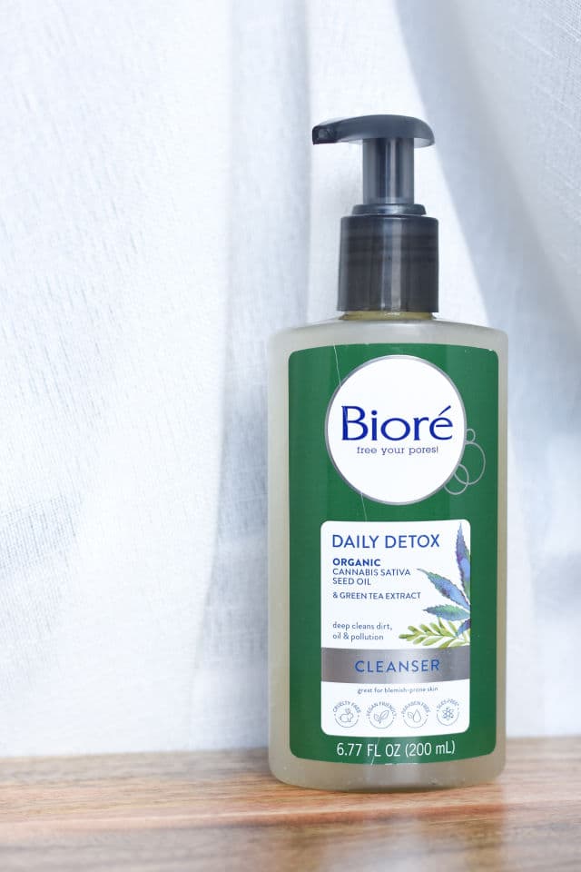 Daily Detox Cleanser with Cannabis Seed Oil & Green Tea Extract product review