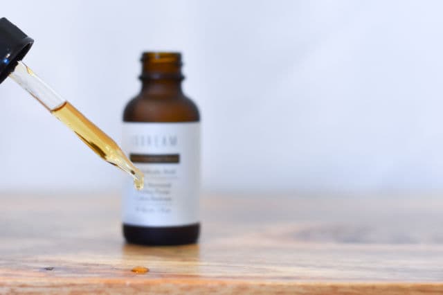 Isdream Acne Treatment Serum review photo by skincareinhawaii