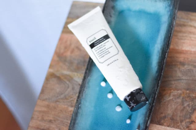 Dear, Klairs Gentle Black Facial Cleanser review photo by skincareinhawaii