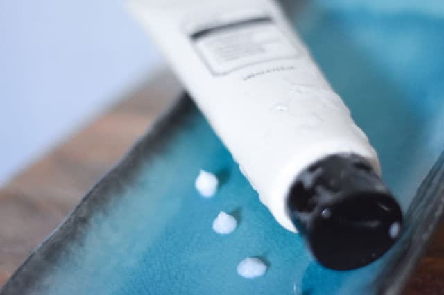 Dear, Klairs Gentle Black Facial Cleanser review photo by skincareinhawaii