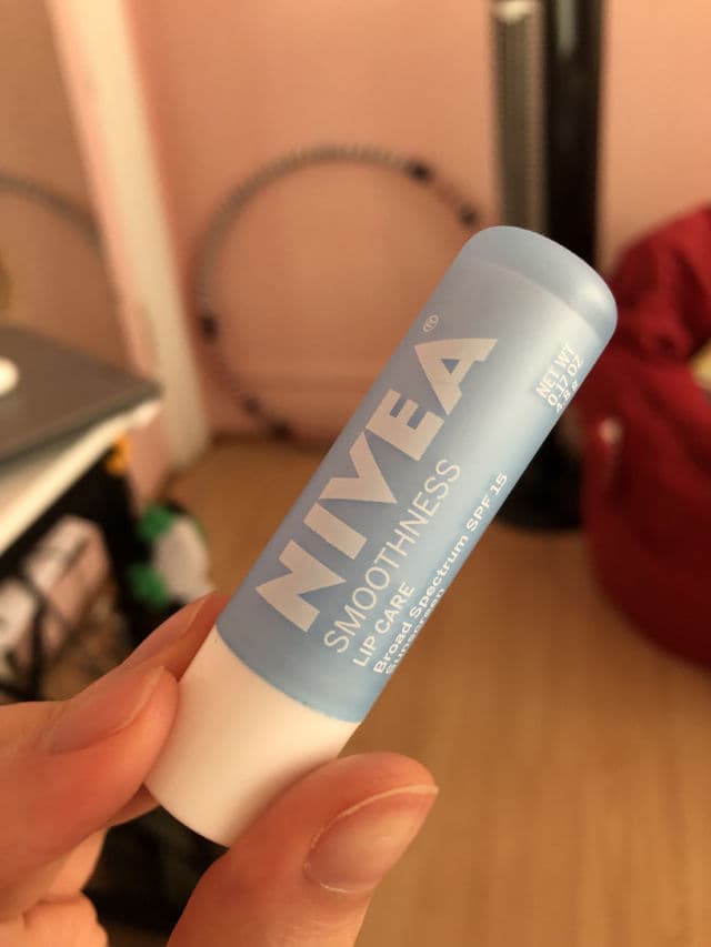 Nivea A Kiss of Smoothness Hydrating Lip Care SPF 15 review photo by tracyinnyc