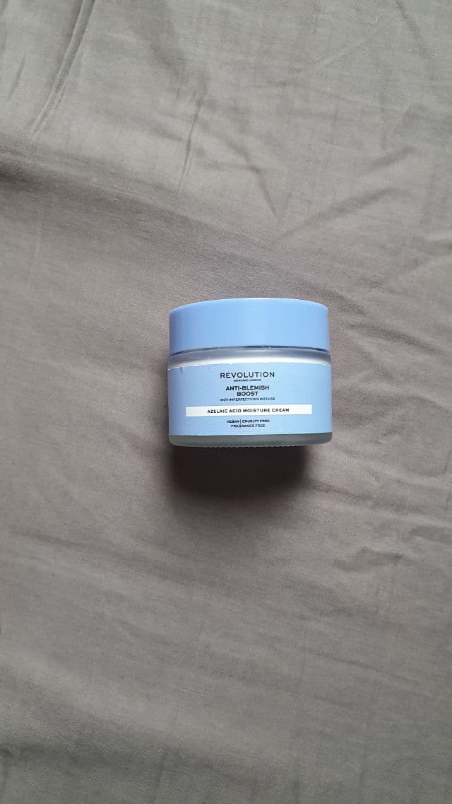 Revolution Beauty Anti Blemish Boost Cream with Azelaic Acid review photo by skinference
