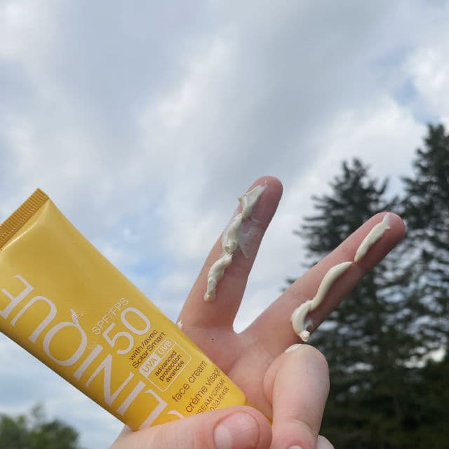 Clinique Sun Broad Spectrum SPF 50 Sunscreen Face Cream review photo by skinncaresecrets