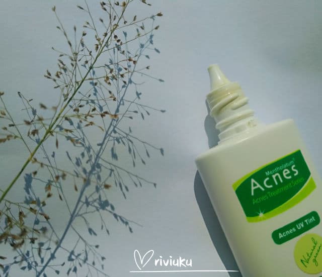 Acnes UV Tint SPF 35 PA+++ review photo by skinnusa