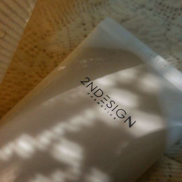 2NDESIGN Springy Peeling Gel Tone Up Boost review photo by skinscares