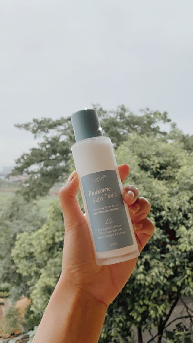 Studio Tropik Probiome Skin Tonic review photo by skinshipworthy