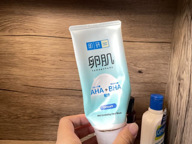 Hada Labo AHA+BHA Face Wash 130g review photo by skinthisnthat