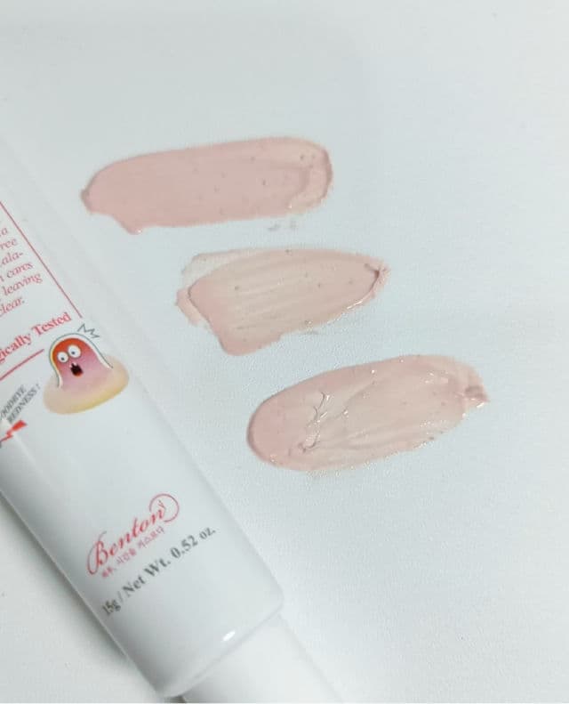 BENTON Goodbye Redness Centella Spot Cream review photo by skinxavior