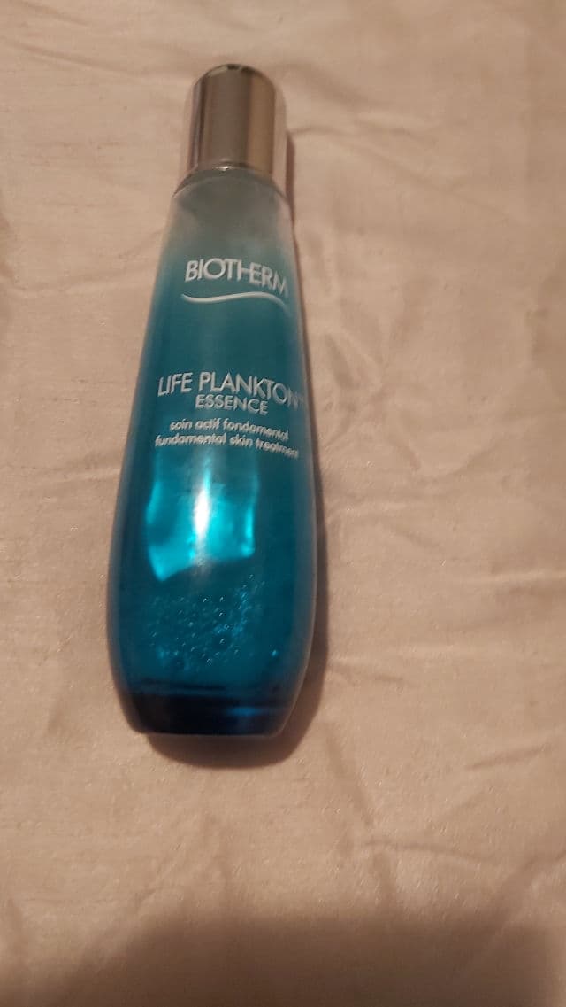 Biotherm Life Plankton Clear Essence review photo by smelliemellies
