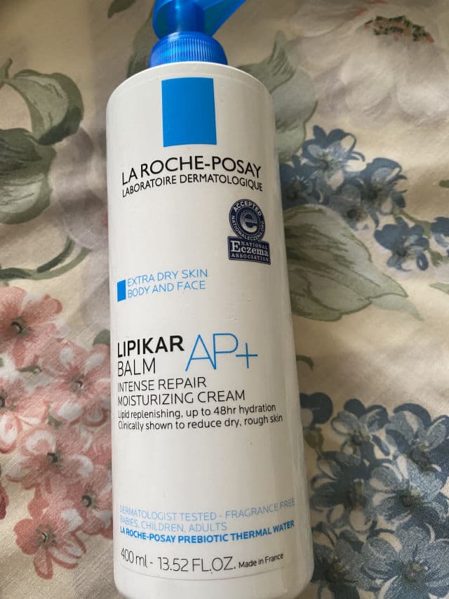 La Roche-Posay Lipikar Balm AP + Body Cream review photo by smoocheslips