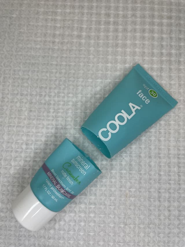 Coola Mineral Face SPF 30 Matte Cucumber review photo by snooskincare