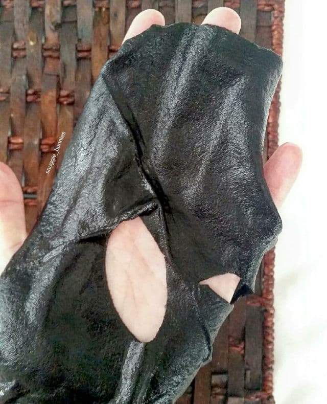 Annie's Way Secret Garden Black Rose Devil's Moisturizing Secret Mask review photo by snugglebunnies