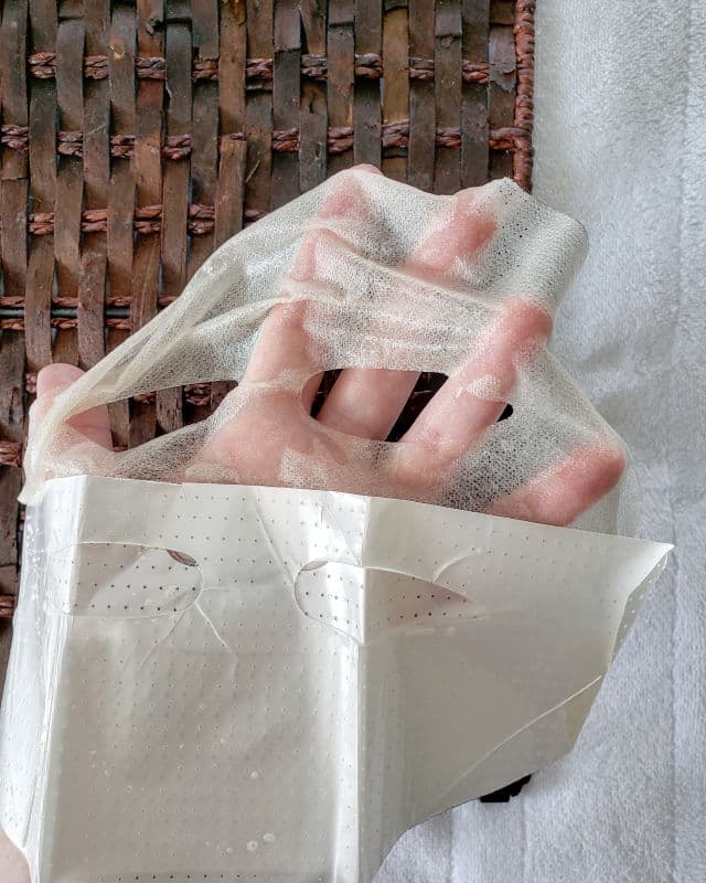 Inna Organic Rose Geranium Skin Soothing Facial Mask review photo by snugglebunnies