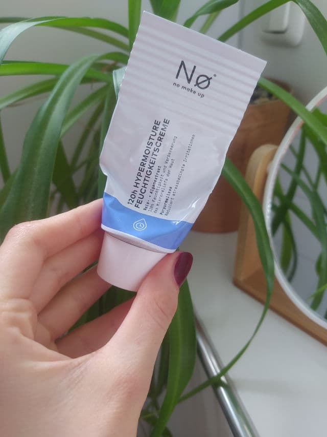 No Cosmetics 120h Hypermoisture Feuchtigkeitscreme review photo by Trueskinbliss