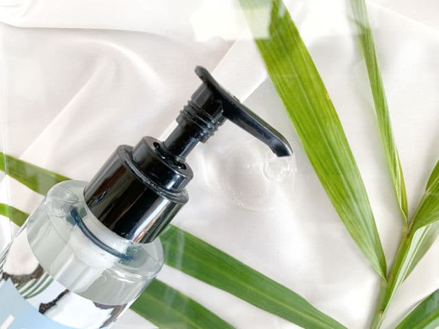 Love Beauty and Planet Refresh and Hydrate - Coconut Oil & Mimosa Face Cleansing Gel review photo by springdaisyyy