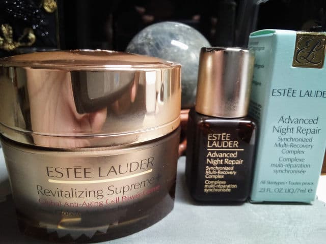 Estee Lauder Revitalizing Supreme Global Anti-Aging Creme review photo by staceymeows