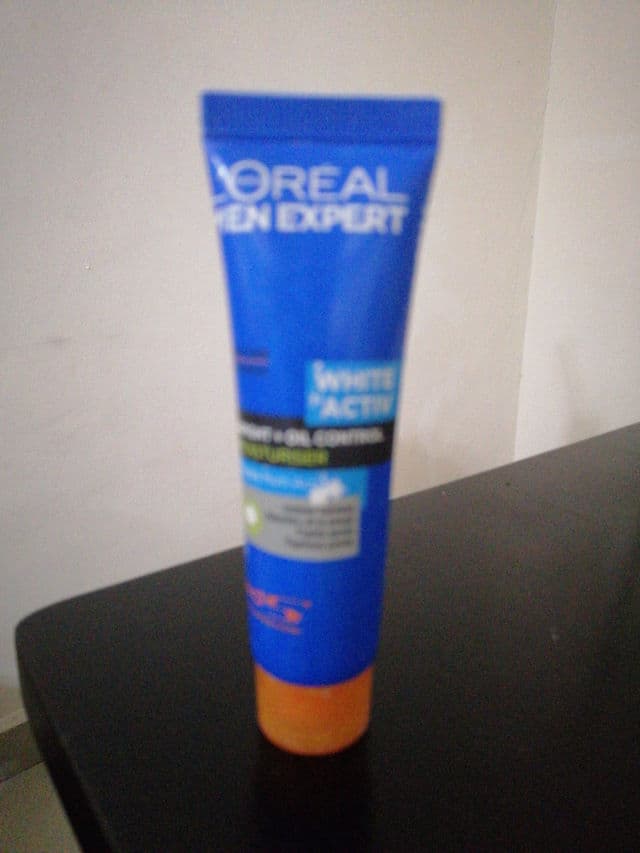 L'Oreal Paris Men Expert White Activ Oil Control Gel review photo by stancy9