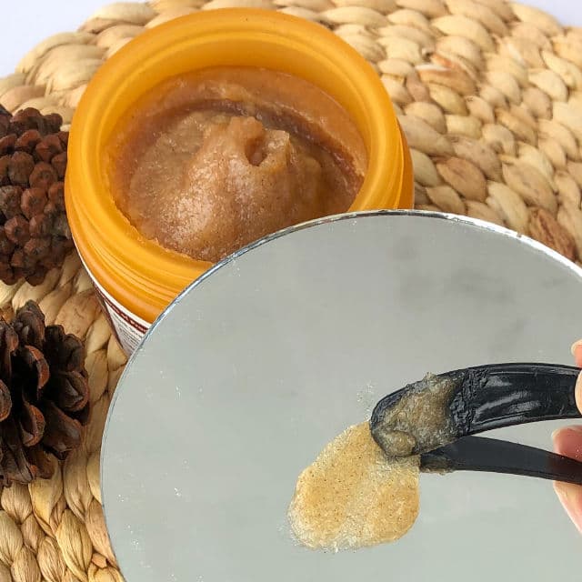 essenHERB Black Tea Scrub review photo by stellaweny