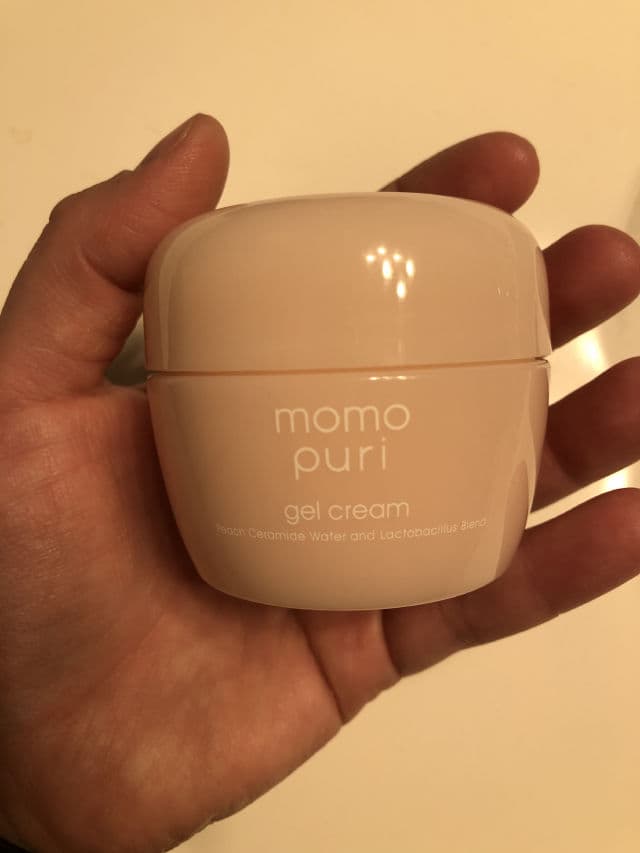 BCL Momopuri Gel Cream review photo by sugarkittymeow