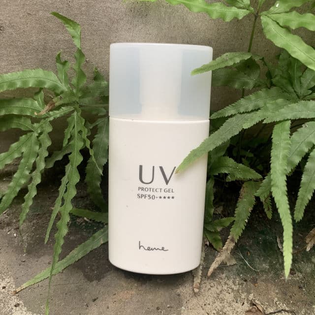 Heme Whitening & Moisturizing High UV Protect Gel SPF50+ review photo by whitecastfashion