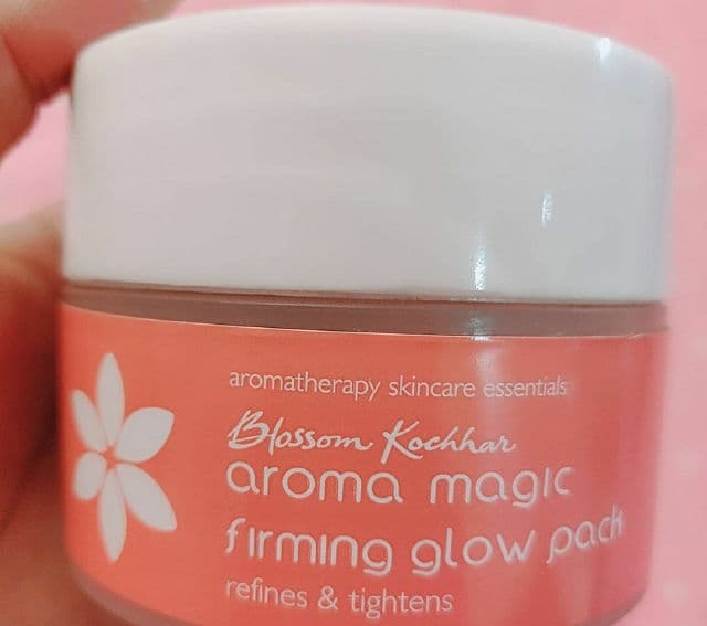 Blossom Kochhar Aroma Magic Firming Glow Pack review photo by Swati