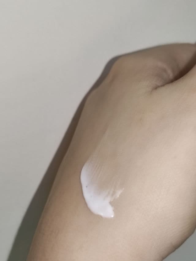 Cosmoderm Vitamin E Cream 1000 IU with Rosehip Oil review photo by taeandz