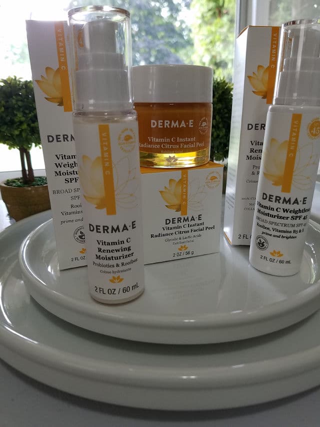derma e Vitamin C Instant Radiance Citrus Facial Peel review photo by testrite