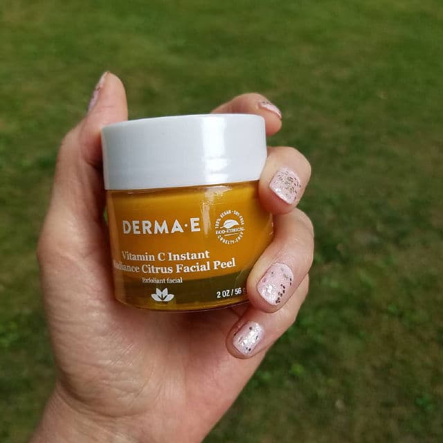 derma e Vitamin C Instant Radiance Citrus Facial Peel review photo by testrite