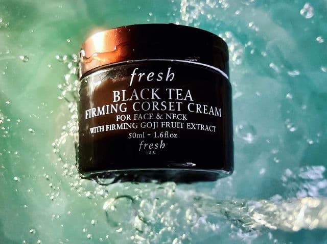 fresh Black Tea Firming Corset Cream review photo by thebeautybops
