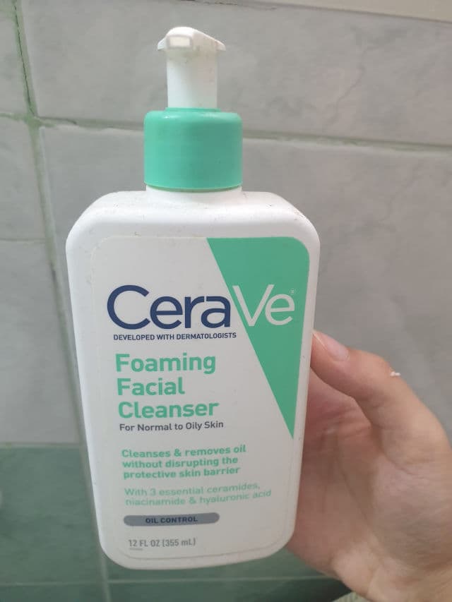 CeraVe Foaming Facial Cleanser review photo by thecurlymess