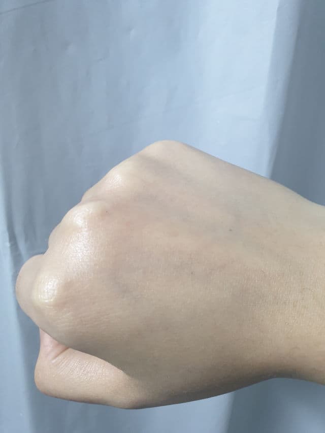 Neutrogena Ultra Sheer Dry-Touch Sunblock SPF 100 review photo by thecurlymess