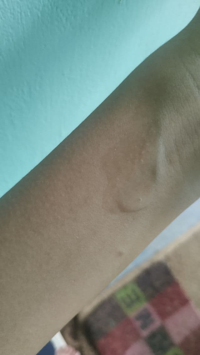 Dermavive Hydra Cleanser review photo by thelittlegirlblogs