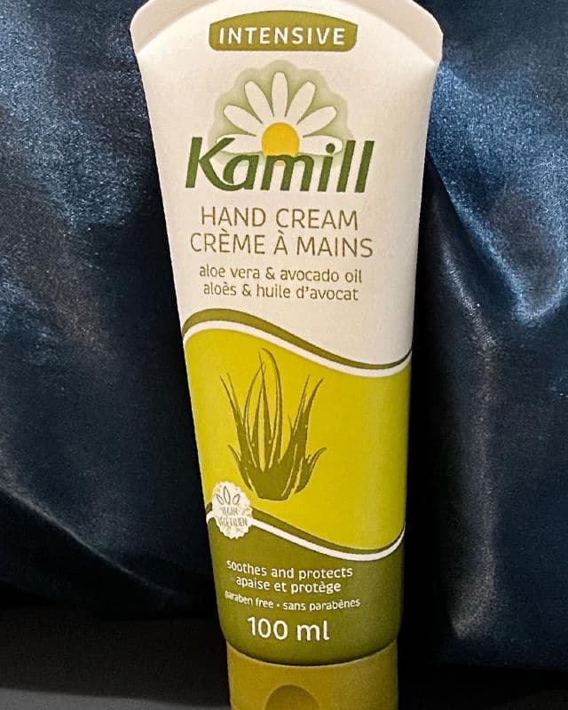Kamill Intensive Hand & Nail Cream review photo by therealchelsea