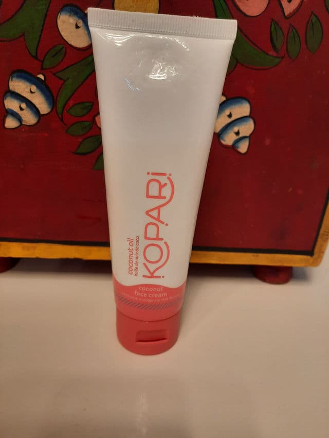 Kopari Coconut Face Cream review photo by thereviewwitch