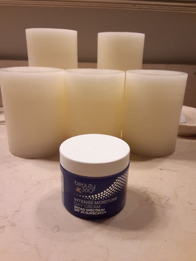 Beauty 360 Intense Moisture Day Cream SPF 20 review photo by theskinilivein