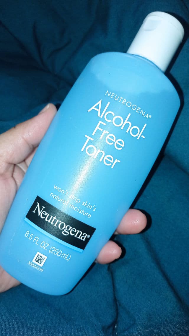 Neutrogena Alcohol-Free Toner review photo by theskinnation