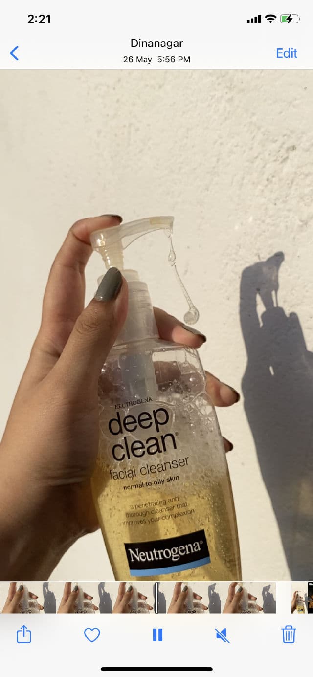 Neutrogena Deep Clean Facial Cleanser review photo by Juhikundal