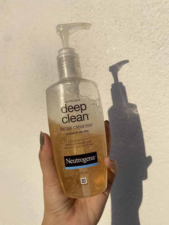 Neutrogena Deep Clean Facial Cleanser review photo by Juhikundal